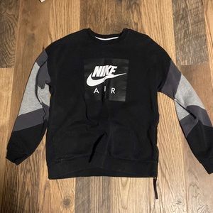 Nike Air Crew Neck!